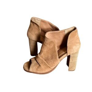 42 Gold Tan Suede Peep Toe Loyalty Bootie Size 6.5